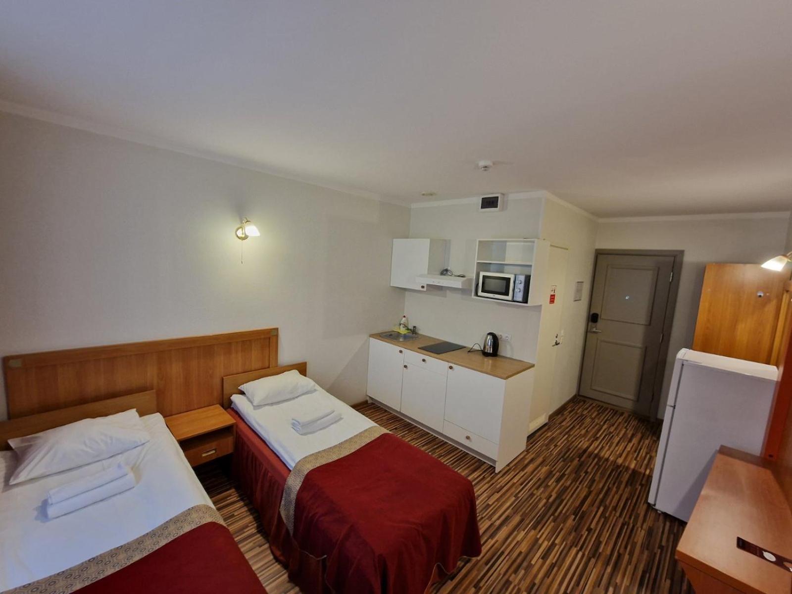 Ecoland Hotel Tallin Exterior foto